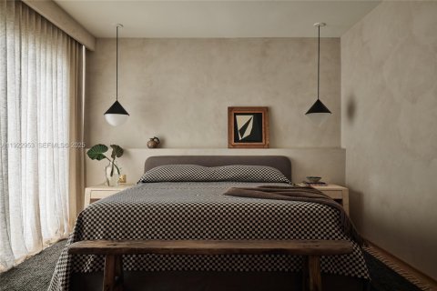 House in Miami Beach, Florida 3 bedrooms, 220.92 sq.m. № 1976887 - photo 19