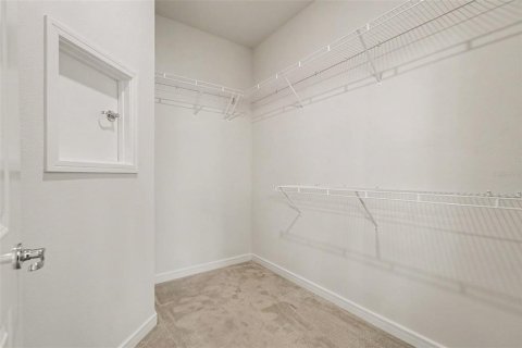 House in Land O' Lakes, Florida 2 bedrooms, 137.5 sq.m. № 2427361 - photo 19