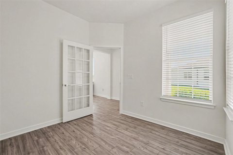 House in Land O' Lakes, Florida 2 bedrooms, 137.5 sq.m. № 2427361 - photo 14