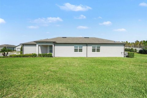 House in Land O' Lakes, Florida 2 bedrooms, 137.5 sq.m. № 2427361 - photo 28
