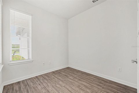 House in Land O' Lakes, Florida 2 bedrooms, 137.5 sq.m. № 2427361 - photo 15
