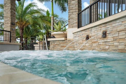 Снять в аренду кондоминиум в Дорал, Флорида 2 спальни, 105.44м2, № 2003542 - фото 27