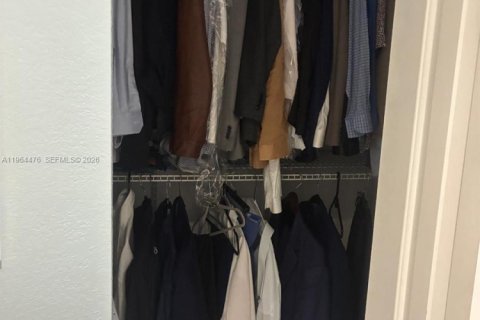 Touwnhouse à vendre à Hialeah Gardens, Floride: 2 chambres, 110.37 m2 № 2026022 - photo 15