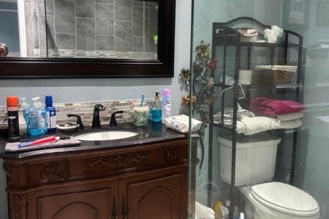 Touwnhouse à vendre à Hialeah Gardens, Floride: 2 chambres, 110.37 m2 № 2026022 - photo 22