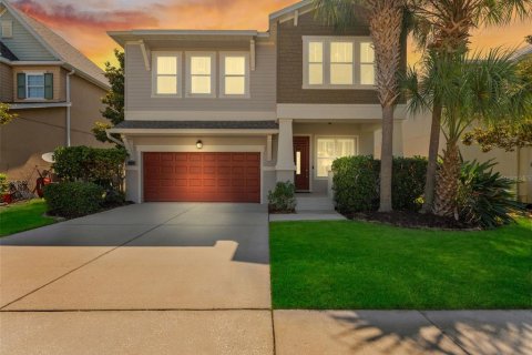 Casa en Tampa, Florida 4 dormitorios, 263.1 m2 № 2239048