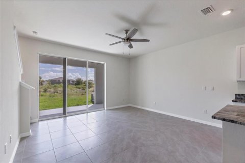 Снять в аренду таунхаус в Сарасота, Флорида 6 комнат, 155.43м2, № 1909791 - фото 14