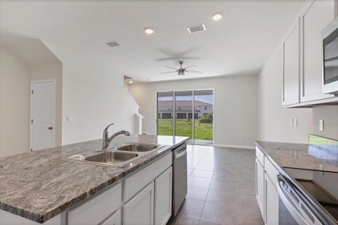 Touwnhouse à louer à Sarasota, Floride: 3 chambres, 155.43 m2 № 1909791 - photo 15