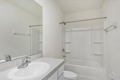 Снять в аренду таунхаус в Сарасота, Флорида 6 комнат, 155.43м2, № 1909791 - фото 25