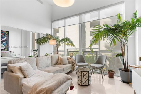 Condo in Miami, Florida, 1 bedroom  № 1860507 - photo 8