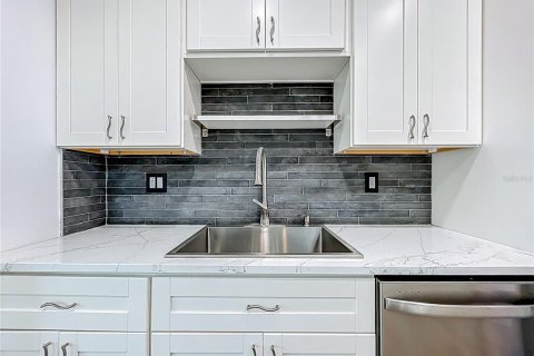Condominio en alquiler en Clermont, Florida, 2 dormitorios, 128.76 m2 № 1915615 - foto 14