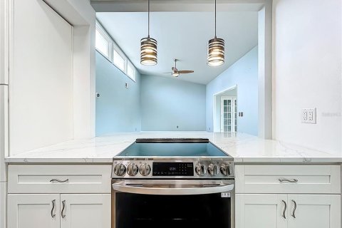 Condominio en alquiler en Clermont, Florida, 2 dormitorios, 128.76 m2 № 1915615 - foto 13