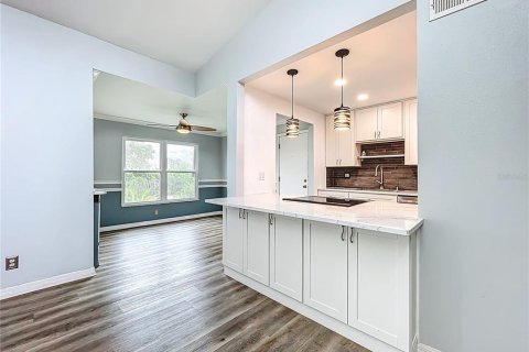 Condominio en alquiler en Clermont, Florida, 2 dormitorios, 128.76 m2 № 1915615 - foto 10