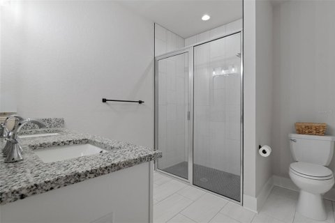 House in Weeki Wachee, Florida 4 bedrooms, 172.43 sq.m. № 2431886 - photo 24