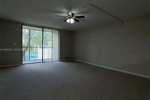 Condominio en venta en Miami, Florida, 2 dormitorios, 89.65 m2 № 2056524 - foto 20