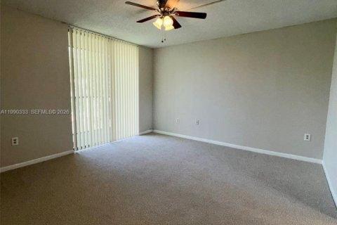 Condominio en venta en Miami, Florida, 2 dormitorios, 89.65 m2 № 2056524 - foto 16