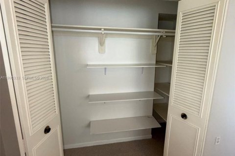 Condominio en venta en Miami, Florida, 2 dormitorios, 89.65 m2 № 2056524 - foto 19