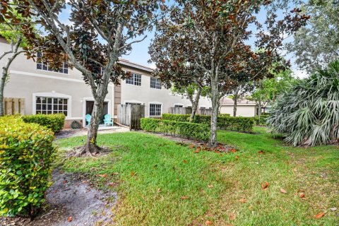Townhouse in Boynton Beach, Florida 3 bedrooms, 133.87 sq.m. № 2260889 - photo 30