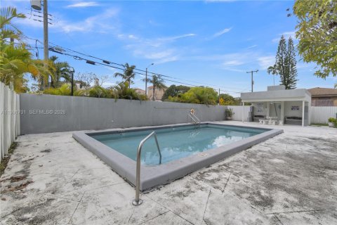 Купить таунхаус в Майами, Флорида 6 комнат, 108.6м2, № 2056647 - фото 6