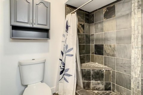 Купить виллу или дом в Киссимми, Флорида 7 комнат, 107.67м2, № 1637522 - фото 24