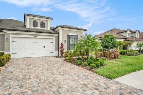 House in Wesley Chapel, Florida 3 bedrooms, 210.8 sq.m. № 1681226 - photo 4
