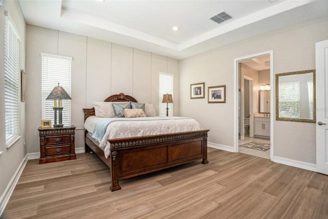 House in Wesley Chapel, Florida 3 bedrooms, 210.8 sq.m. № 1681226 - photo 22