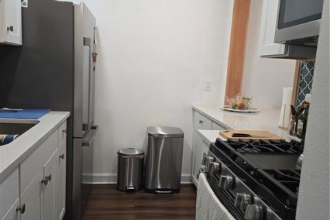 Condominio en venta en Saint Petersburg, Florida, 2 dormitorios, 77.11 m2 № 1801652 - foto 9