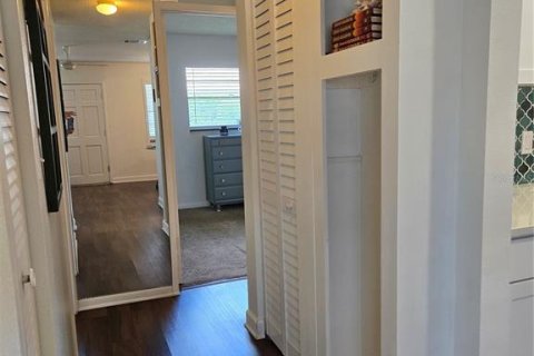 Condominio en venta en Saint Petersburg, Florida, 2 dormitorios, 77.11 m2 № 1801652 - foto 19