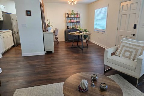 Condominio en venta en Saint Petersburg, Florida, 2 dormitorios, 77.11 m2 № 1801652 - foto 7