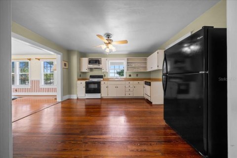 Casa en venta en Apopka, Florida, 3 dormitorios, 222.97 m2 № 2220263 - foto 3