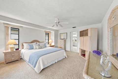 Villa ou maison à vendre à Port Charlotte, Floride: 3 chambres, 201.23 m2 № 2406591 - photo 9