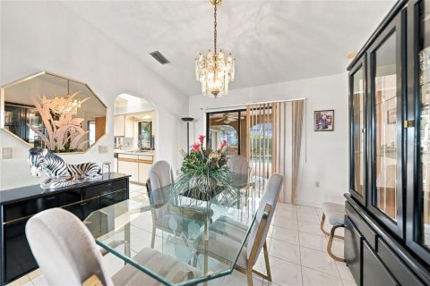 Villa ou maison à vendre à Port Charlotte, Floride: 3 chambres, 201.23 m2 № 2406591 - photo 30
