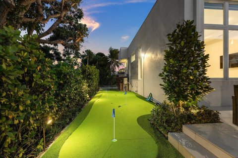 Villa ou maison à vendre à Lantana, Floride: 4 chambres, 242.29 m2 № 2087703 - photo 24
