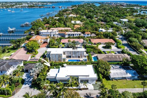 Villa ou maison à vendre à Lantana, Floride: 4 chambres, 242.29 m2 № 2087703 - photo 2