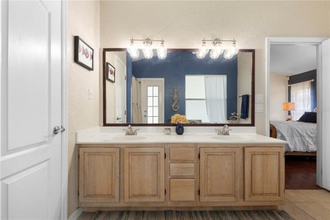 House in Orlando, Florida 4 bedrooms, 217.76 sq.m. № 1732211 - photo 22