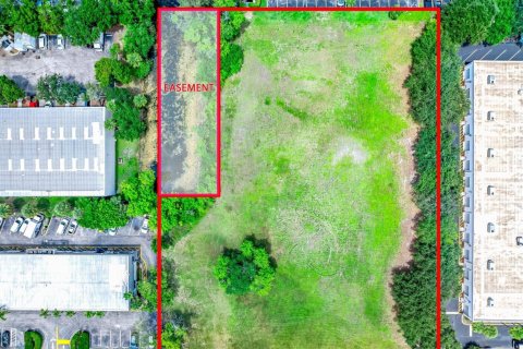 Propiedad comercial en venta en Sunrise, Florida № 2147144 - foto 4