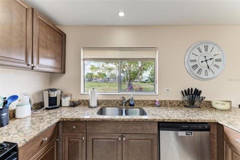House in North Port, Florida 3 bedrooms, 124.86 sq.m. № 1591370 - photo 15