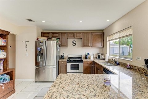House in North Port, Florida 3 bedrooms, 124.86 sq.m. № 1591370 - photo 13