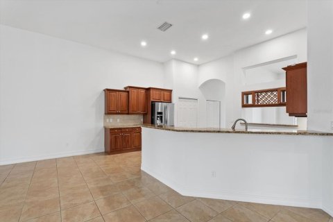 House in Sarasota, Florida 3 bedrooms, 340.21 sq.m. № 2273282 - photo 12