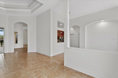 House in Sarasota, Florida 3 bedrooms, 340.21 sq.m. № 2273282 - photo 4