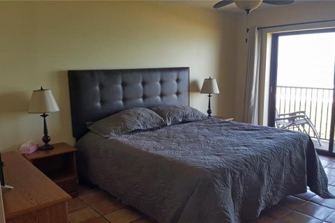 Condo in Cocoa Beach, Florida, 3 bedrooms  № 1579231 - photo 14