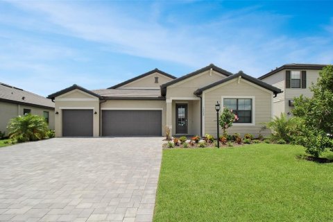 Villa ou maison à louer à Bradenton, Floride: 4 chambres, 253.07 m2 № 1335664 - photo 1