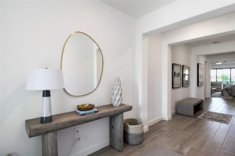 Villa ou maison à louer à Bradenton, Floride: 4 chambres, 253.07 m2 № 1335664 - photo 5