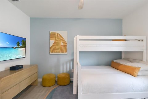 Villa ou maison à louer à Bradenton, Floride: 4 chambres, 253.07 m2 № 1335664 - photo 15
