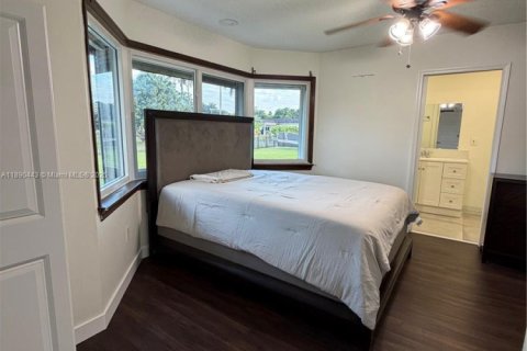Villa ou maison à vendre à Homestead, Floride: 4 chambres, 206.52 m2 № 2261600 - photo 17