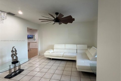 Villa ou maison à vendre à Homestead, Floride: 4 chambres, 206.52 m2 № 2261600 - photo 8