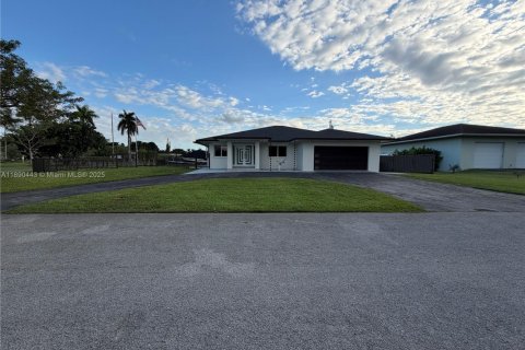 Villa ou maison à Homestead, Floride 4 chambres, 206.52 m2 № 2261600