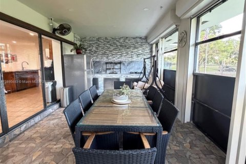 Villa ou maison à vendre à Homestead, Floride: 4 chambres, 206.52 m2 № 2261600 - photo 21