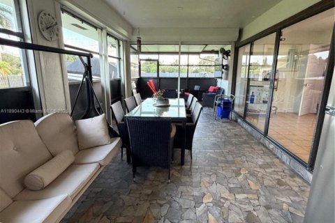Villa ou maison à vendre à Homestead, Floride: 4 chambres, 206.52 m2 № 2261600 - photo 23