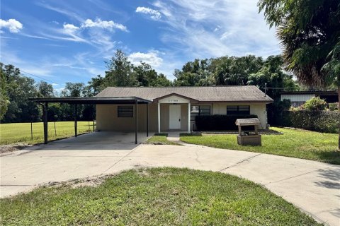 House in Sorrento, Florida 3 bedrooms, 183.76 sq.m. № 2391563