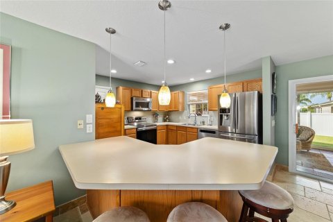 House in The Villages, Florida 2 bedrooms, 106.09 sq.m. № 1755396 - photo 19
